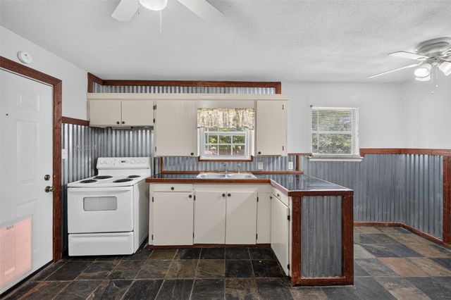 610 Jefferson Avenue, Princeton, TX 75407