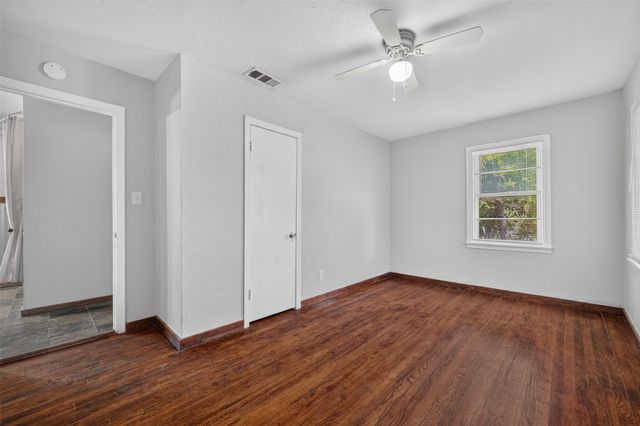 610 Jefferson Avenue, Princeton, TX 75407