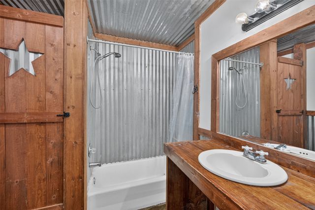 610 Jefferson Avenue, Princeton, TX 75407