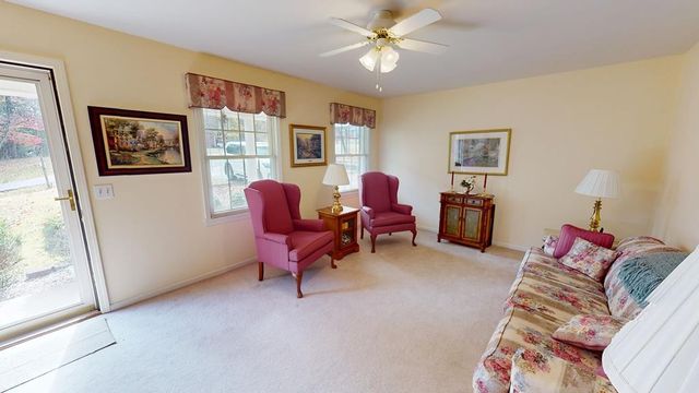 315 Highwood Cir, Paris, TN 38242