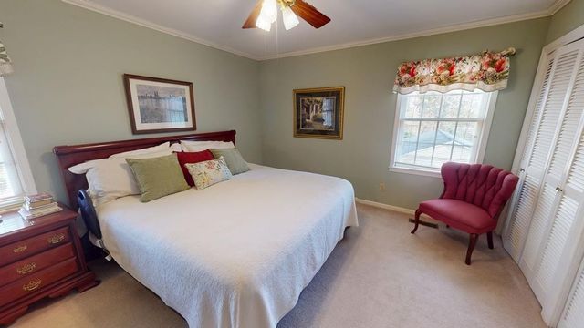 315 Highwood Cir, Paris, TN 38242