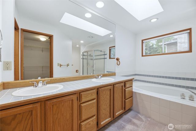 29516 55th Avenue S, Auburn, WA 98001