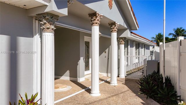 2811 NE 57th St, Fort Lauderdale, FL 33308