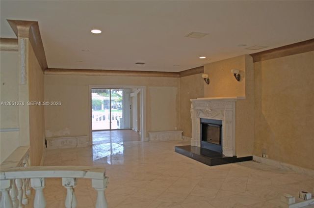 2811 NE 57th St, Fort Lauderdale, FL 33308