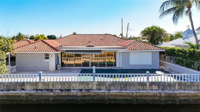 2811 NE 57th St, Fort Lauderdale, FL 33308