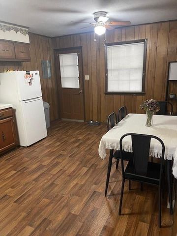 300 S Ozark Street, Girard, KS 66724