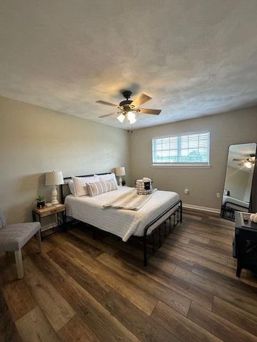 532 W SOUTHAMPTON DR, Columbia, MO 65203