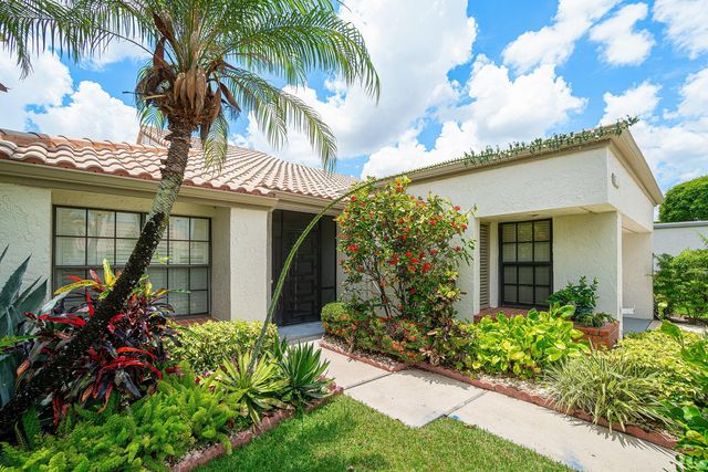 5635 Kiowa Circle, Boynton Beach, FL 33437