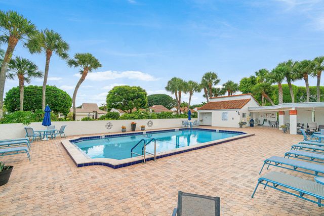 5635 Kiowa Circle, Boynton Beach, FL 33437