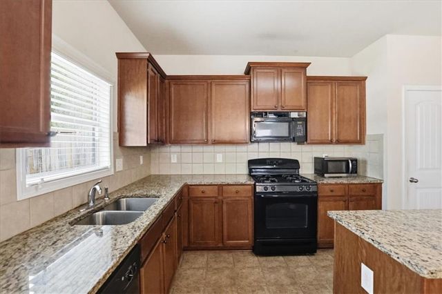 244 Westmoreland Ct, Lawrenceville, GA 30043