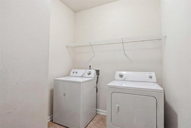 244 Westmoreland Ct, Lawrenceville, GA 30043