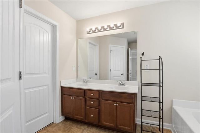 244 Westmoreland Ct, Lawrenceville, GA 30043