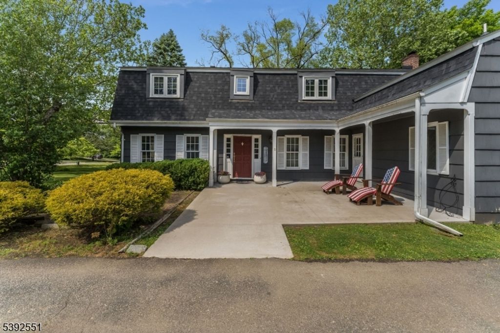 5 Brookfield Way, Mendham Boro, NJ 07945 — exterior