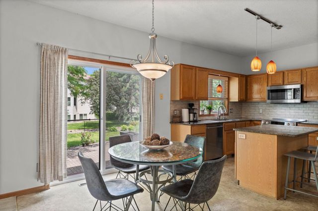 2624 91st Crescent N, Brooklyn Park, MN 55443