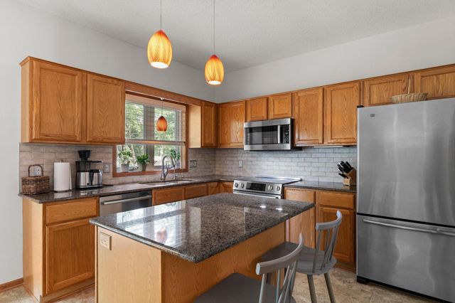 2624 91st Crescent N, Brooklyn Park, MN 55443