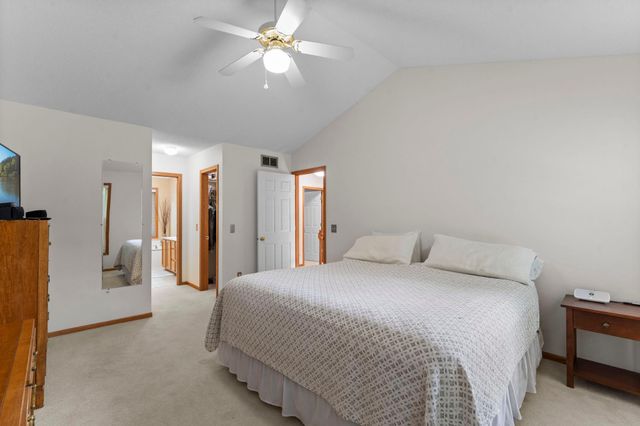 2624 91st Crescent N, Brooklyn Park, MN 55443