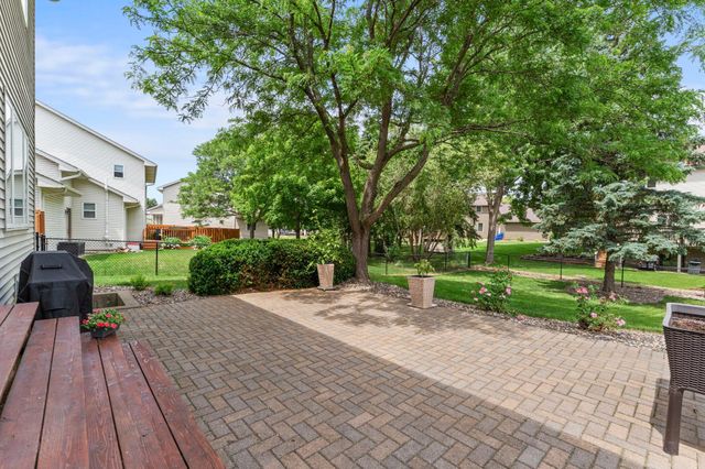 2624 91st Crescent N, Brooklyn Park, MN 55443
