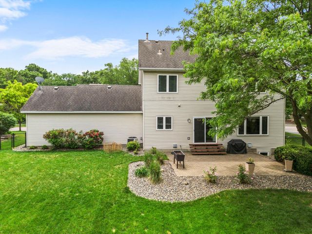 2624 91st Crescent N, Brooklyn Park, MN 55443