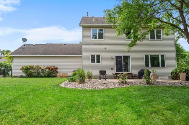 2624 91st Crescent N, Brooklyn Park, MN 55443