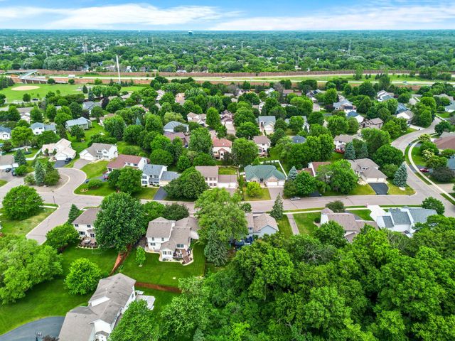 2624 91st Crescent N, Brooklyn Park, MN 55443