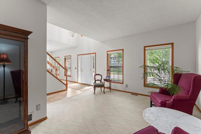 2624 91st Crescent N, Brooklyn Park, MN 55443