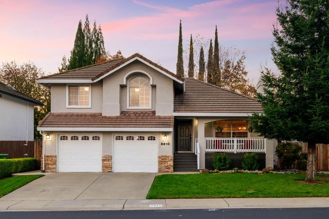 8810 Laguna Star Dr, Elk Grove, CA 95758