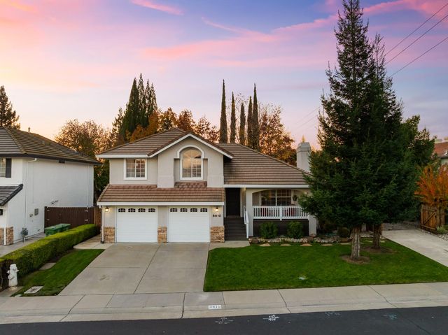 8810 Laguna Star Dr, Elk Grove, CA 95758