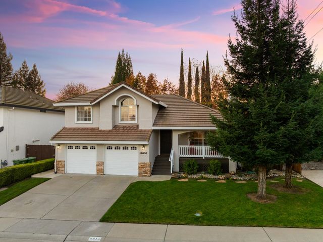 8810 Laguna Star Dr, Elk Grove, CA 95758