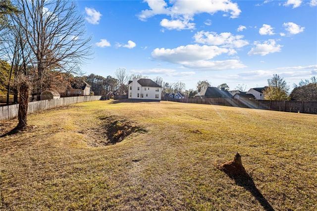 215 Shoreline Drive, Fayetteville, GA 30215