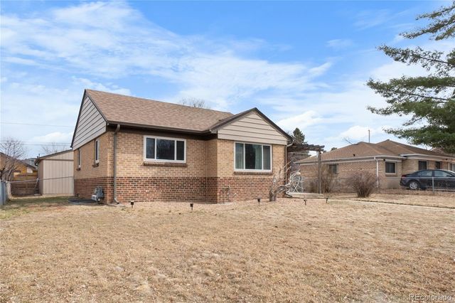 3032 N Adams Street, Denver, CO 80205