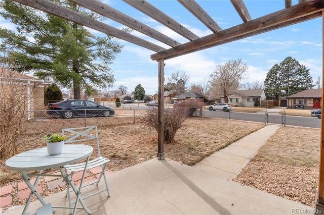 3032 N Adams Street, Denver, CO 80205