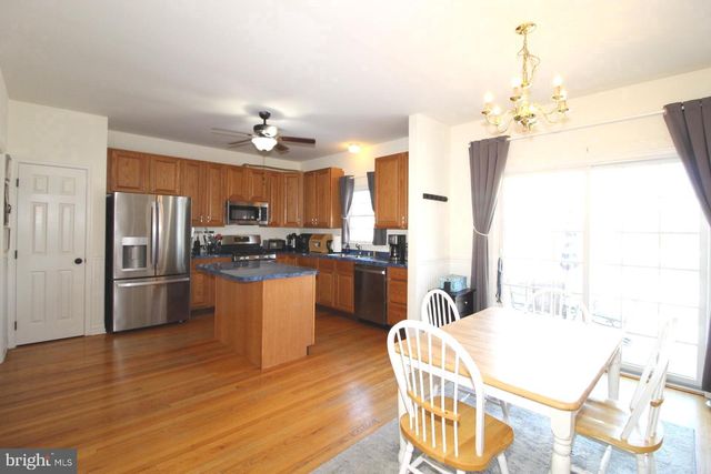 48 MARBLE HOUSE DR, Bear, DE 19701