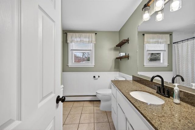 1 Pettine Street, Coventry, RI 02816