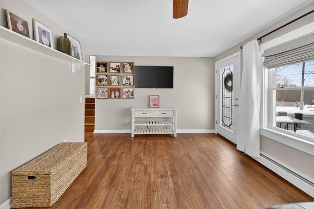 1 Pettine Street, Coventry, RI 02816