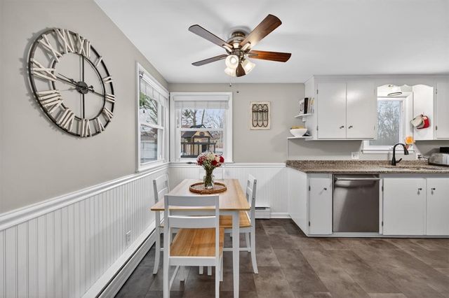 1 Pettine Street, Coventry, RI 02816