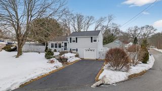 1 Pettine Street, Coventry, RI 02816