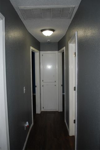3805 Oak Valley Road, Oklahoma City, OK 73135