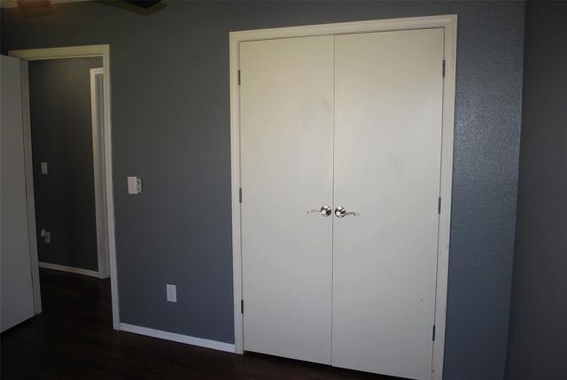 3805 Oak Valley Road, Oklahoma City, OK 73135