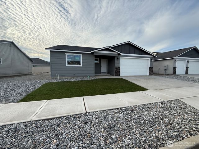 62 Salmon Drive, Wenatchee, WA 98801