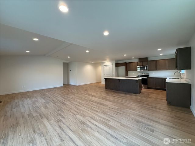 62 Salmon Drive, Wenatchee, WA 98801