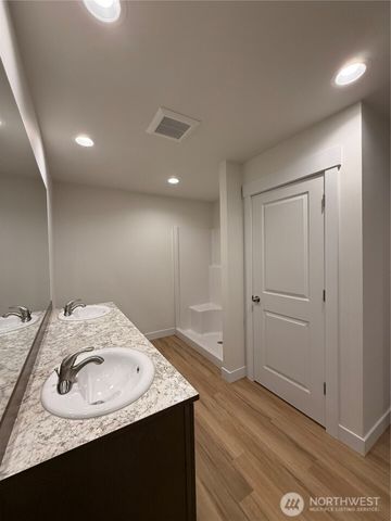 62 Salmon Drive, Wenatchee, WA 98801