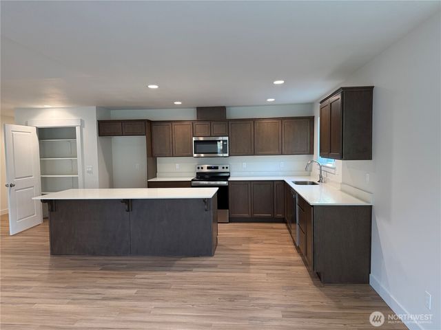 62 Salmon Drive, Wenatchee, WA 98801