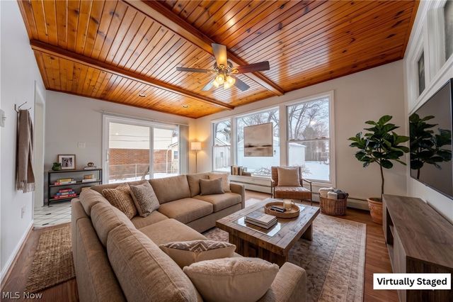 2317 Canterbury Road, University Heights, OH 44118