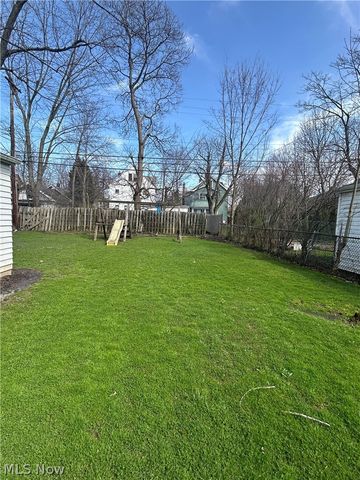 2317 Canterbury Road, University Heights, OH 44118