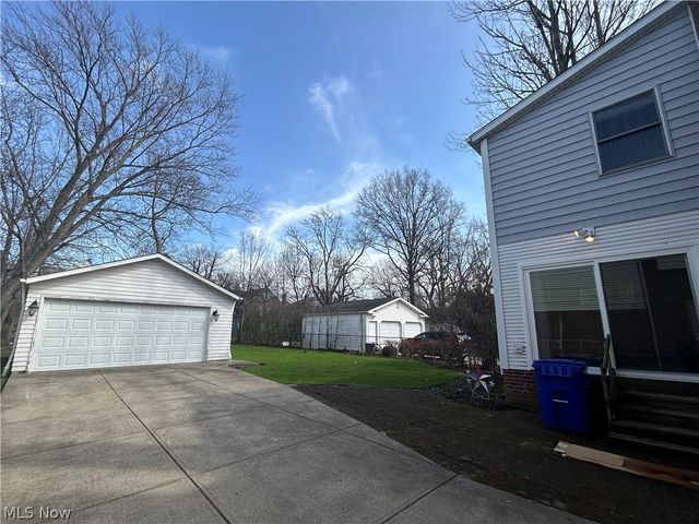 2317 Canterbury Road, University Heights, OH 44118