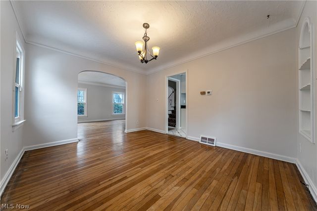 2317 Canterbury Road, University Heights, OH 44118