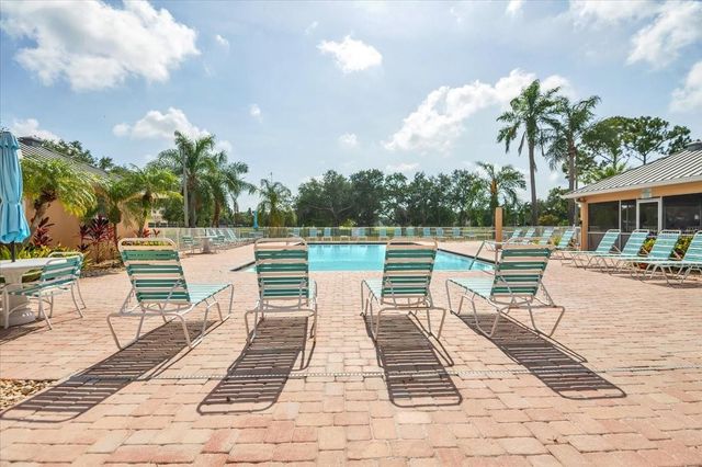 4220 PINEBROOK CIRCLE 11, Bradenton, FL 34209