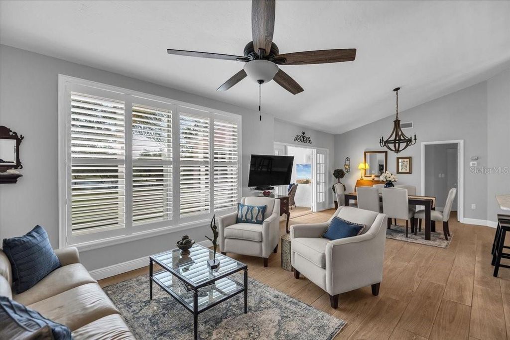 Image 11 of property listing at 4220 PINEBROOK CIRCLE 11, Bradenton, FL 34209