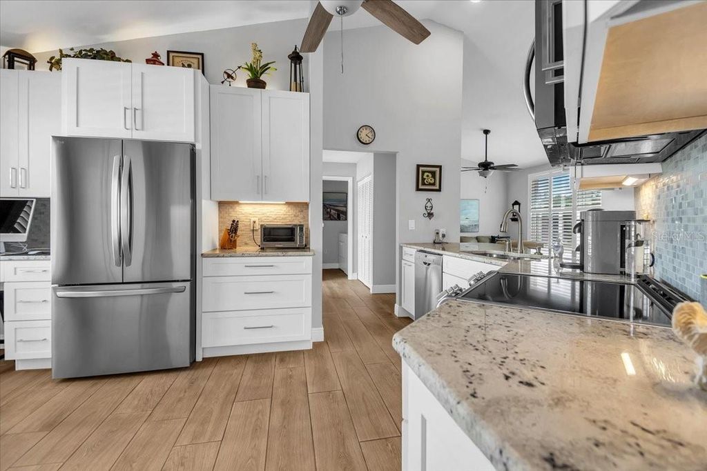 Image 18 of property listing at 4220 PINEBROOK CIRCLE 11, Bradenton, FL 34209