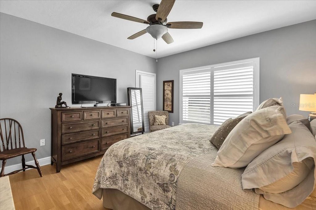 Image 21 of property listing at 4220 PINEBROOK CIRCLE 11, Bradenton, FL 34209